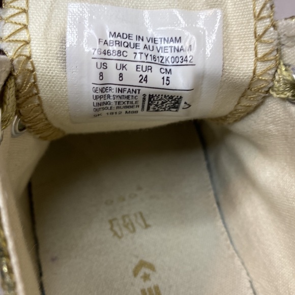 Kids gold converse sneakers size 8 - Picture 5 of 5